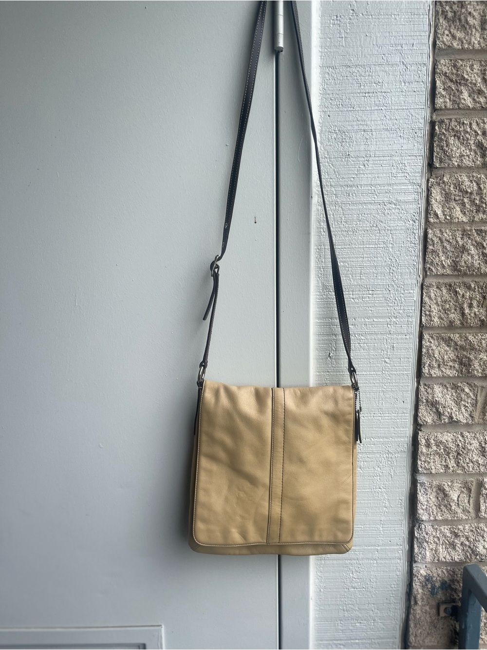 Vintage coach bleecker leather flap crossbody bag - Picture 2 of 9